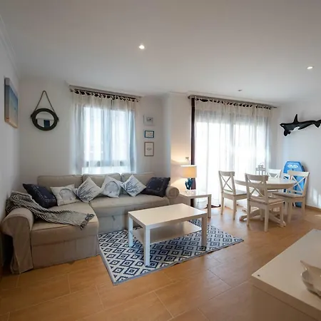 Oh La Life! Portosin Apartment